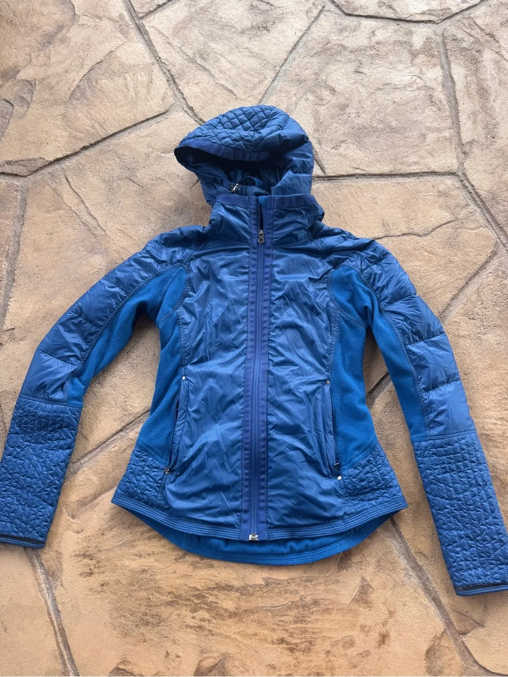 Lululemon Bundle Up Jacket Blue Quilted Fleece Hooded Running Jacket Size 4